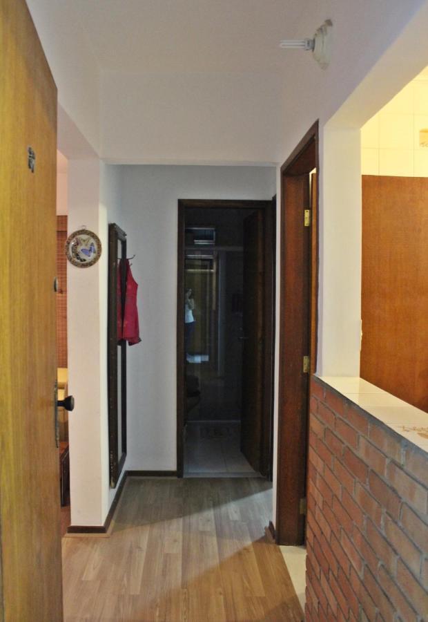 Apartamento Familiar - Praia Da Enseada Гуаружа Екстер'єр фото